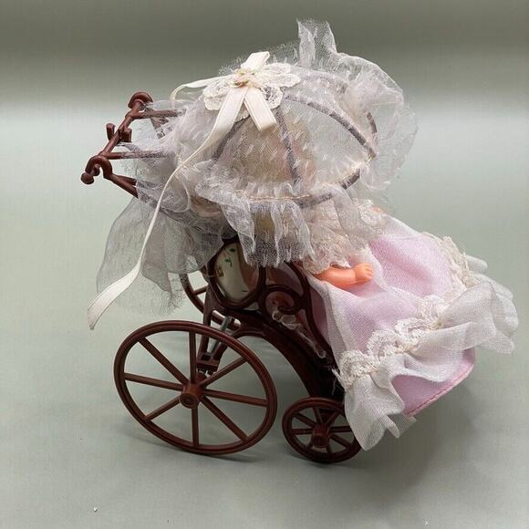 Vintage Rare 1976 Mattel 4 1/2" ROSEBUD Doll‎ LAVENDER LACE ROSE With Stroller - Picture 2 of 6